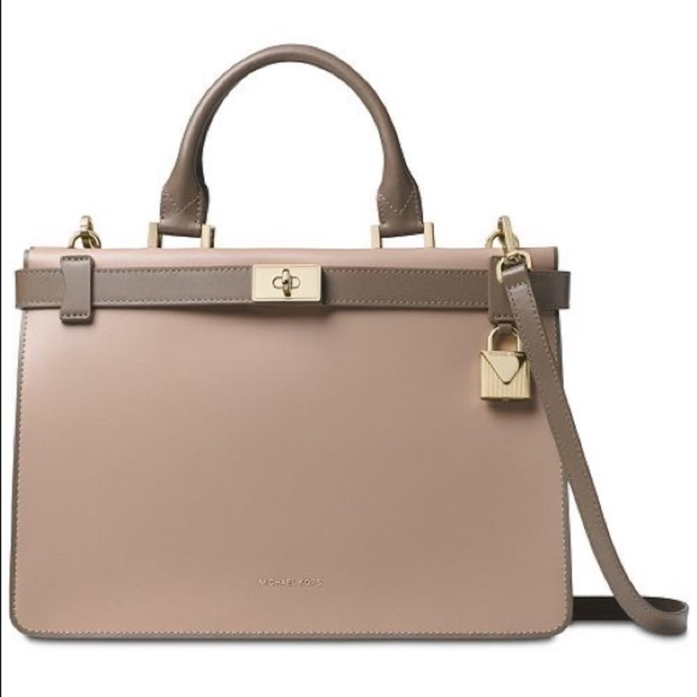 Gorgeous Michael Kors Bag